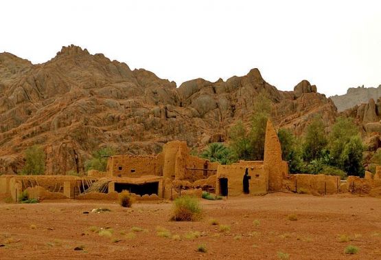 منزل حاتم الطائي- من اكبر الاثار العالمية منزل حاتم الطائي من اكبر الاثار العالم