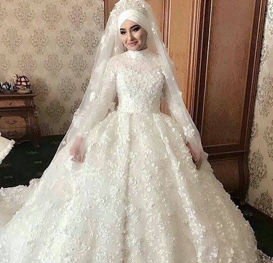 ملف كبير لفساتين عرائس وسهرة غير عاريه باكمام- صور فساتين أفراح للمحجبات Images 16 6