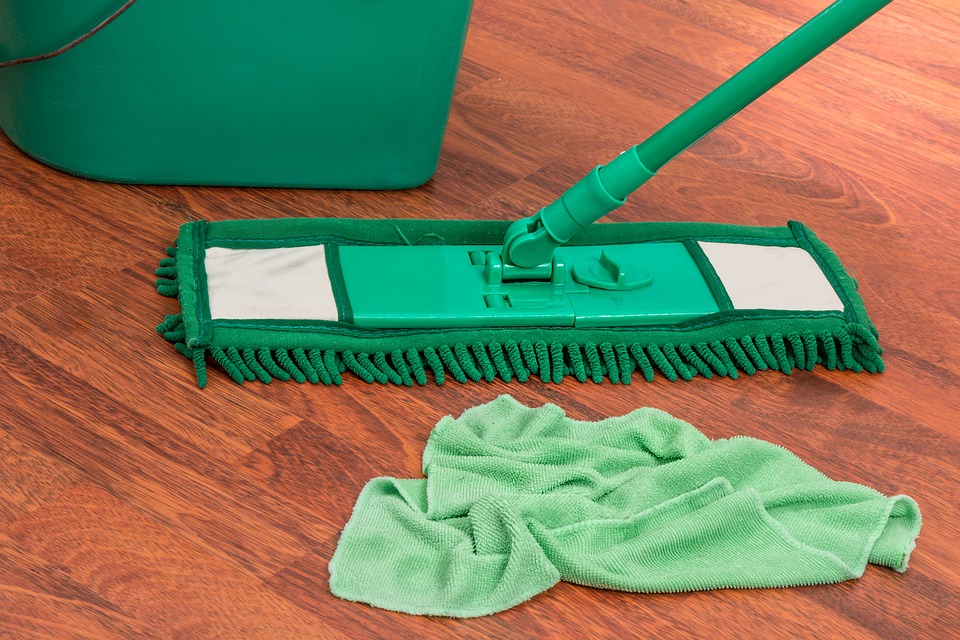 المشمع متعبني وش الحل - كيفية تنظيف مشمع الارض Mop